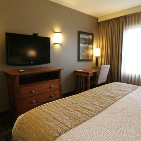 Casper C'Mon Inn Hotel & Suites 埃文斯维尔 外观 照片