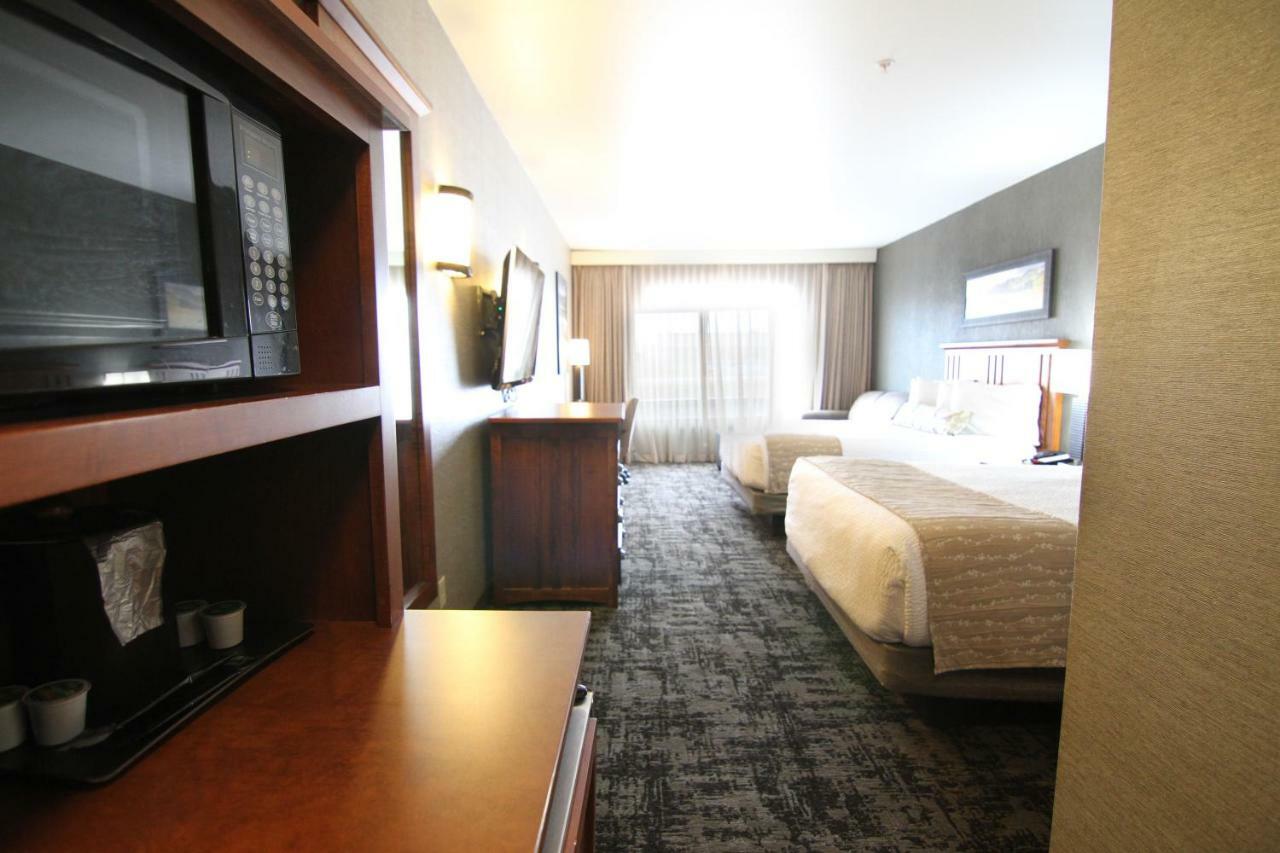 Casper C'Mon Inn Hotel & Suites 埃文斯维尔 外观 照片