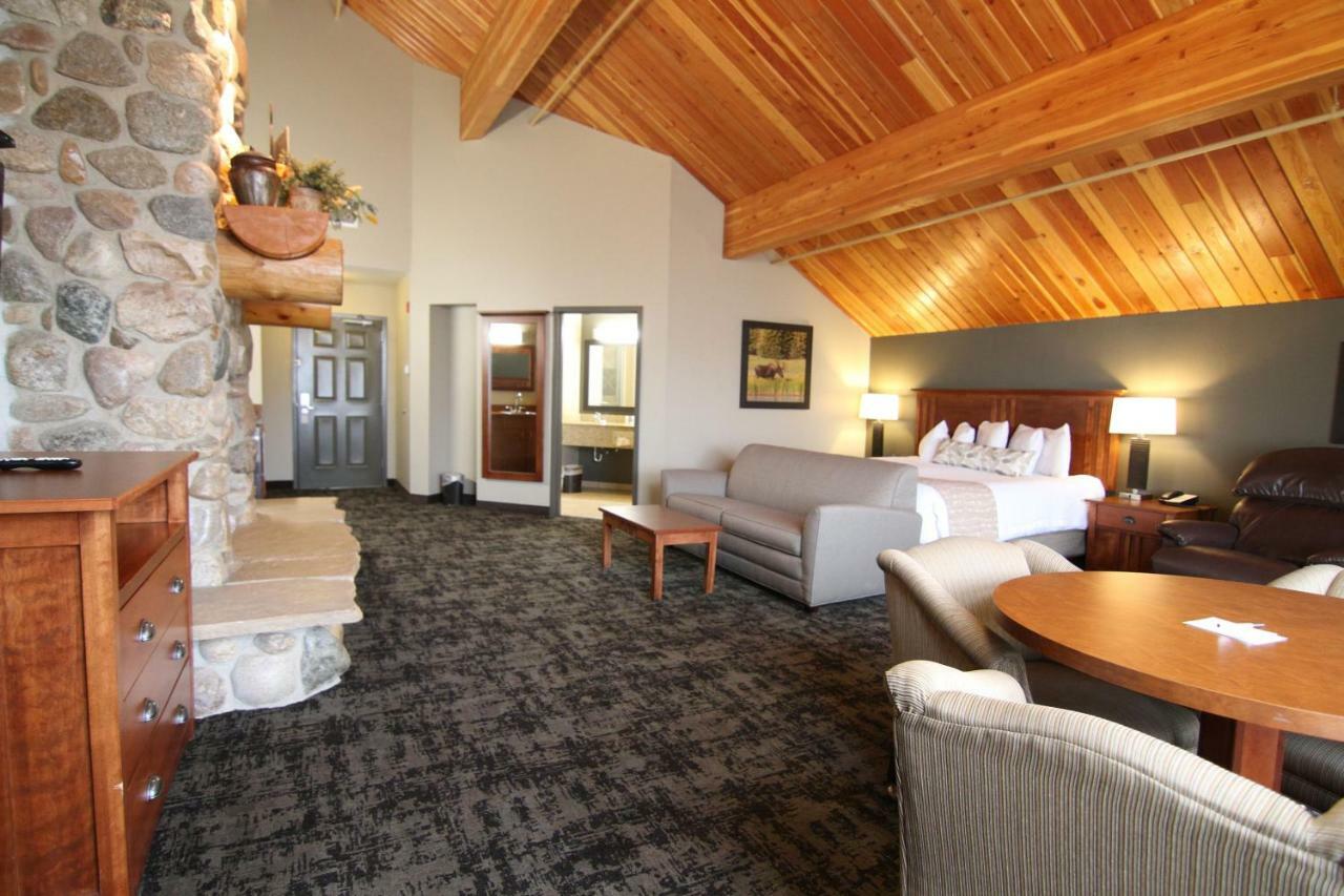 Casper C'Mon Inn Hotel & Suites 埃文斯维尔 外观 照片