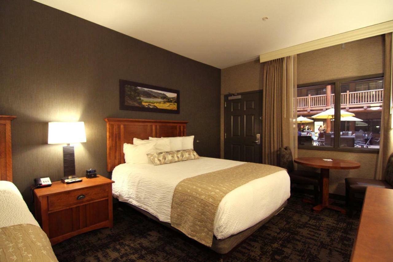 Casper C'Mon Inn Hotel & Suites 埃文斯维尔 外观 照片